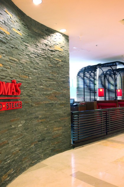 TONY ROMA'S Restaurant, Gandaria City